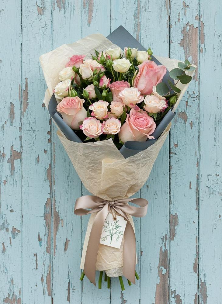 Букет цветов из: Розы в Нижнегорском