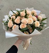 Букет Кремовые розы Латте в Нижнегорском
