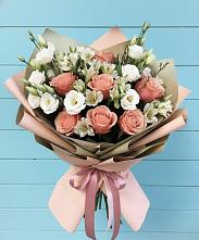 Букет цветов из:  Розы, Альстромерии и Лизиантусы в Нижнегорском
