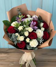 Букет цветов из:  Розы и Альстромерии в Нижнегорском