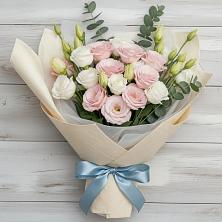 Букет цветов из:  Лизиантусы в Нижнегорском