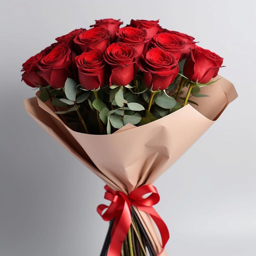Букет 15 Красных роз Эдлесс Лав в Нижнегорском