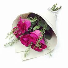 Букет цветов из:  Розы в Нижнегорском