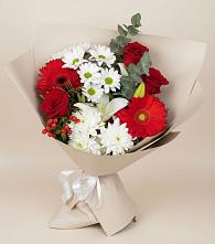 Букет цветов из:  Розы, Хризантемы, Герберы и Лилии в Нижнегорском