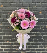 Букет цветов из:  Герберы и Хризантемы в Нижнегорском
