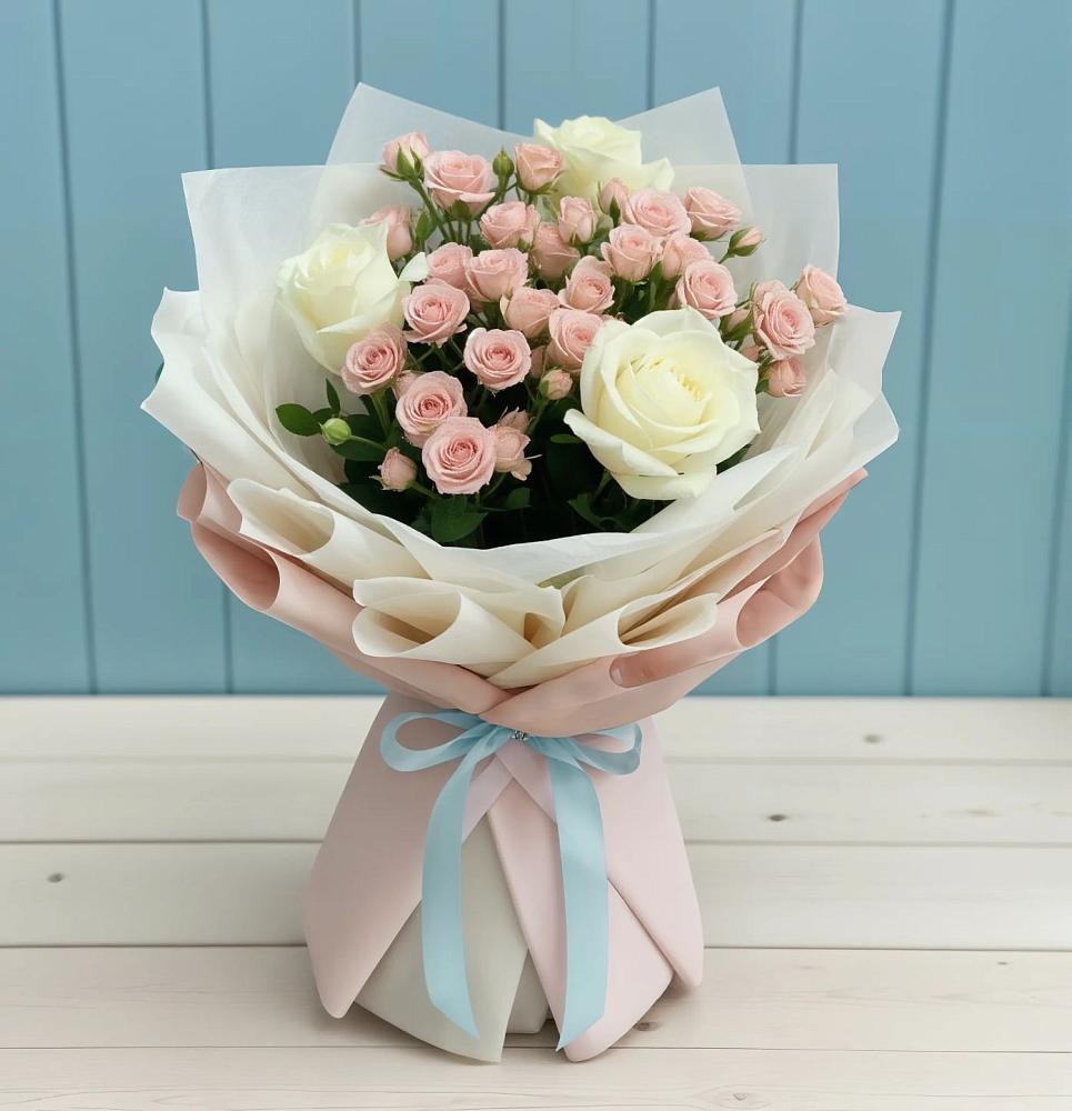 Букет цветов из: Розы в Нижнегорском