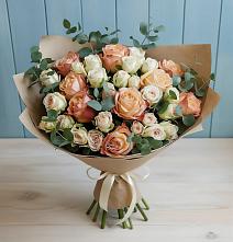 Букет цветов из:  Альстромерии и Розы #REPLACE_PRED# Нижнегорском